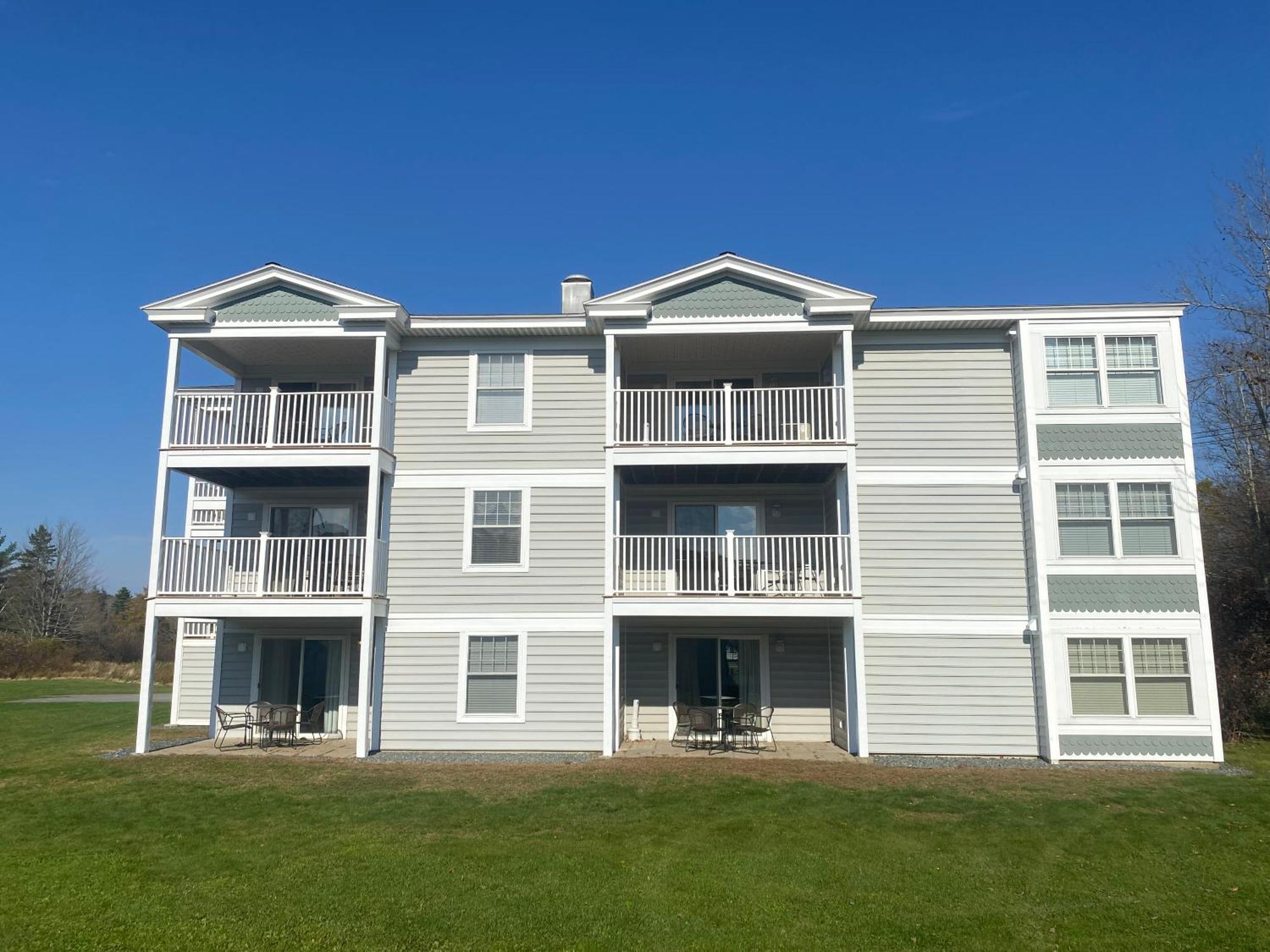 Acadia Village Resort Ellsworth Exterior photo