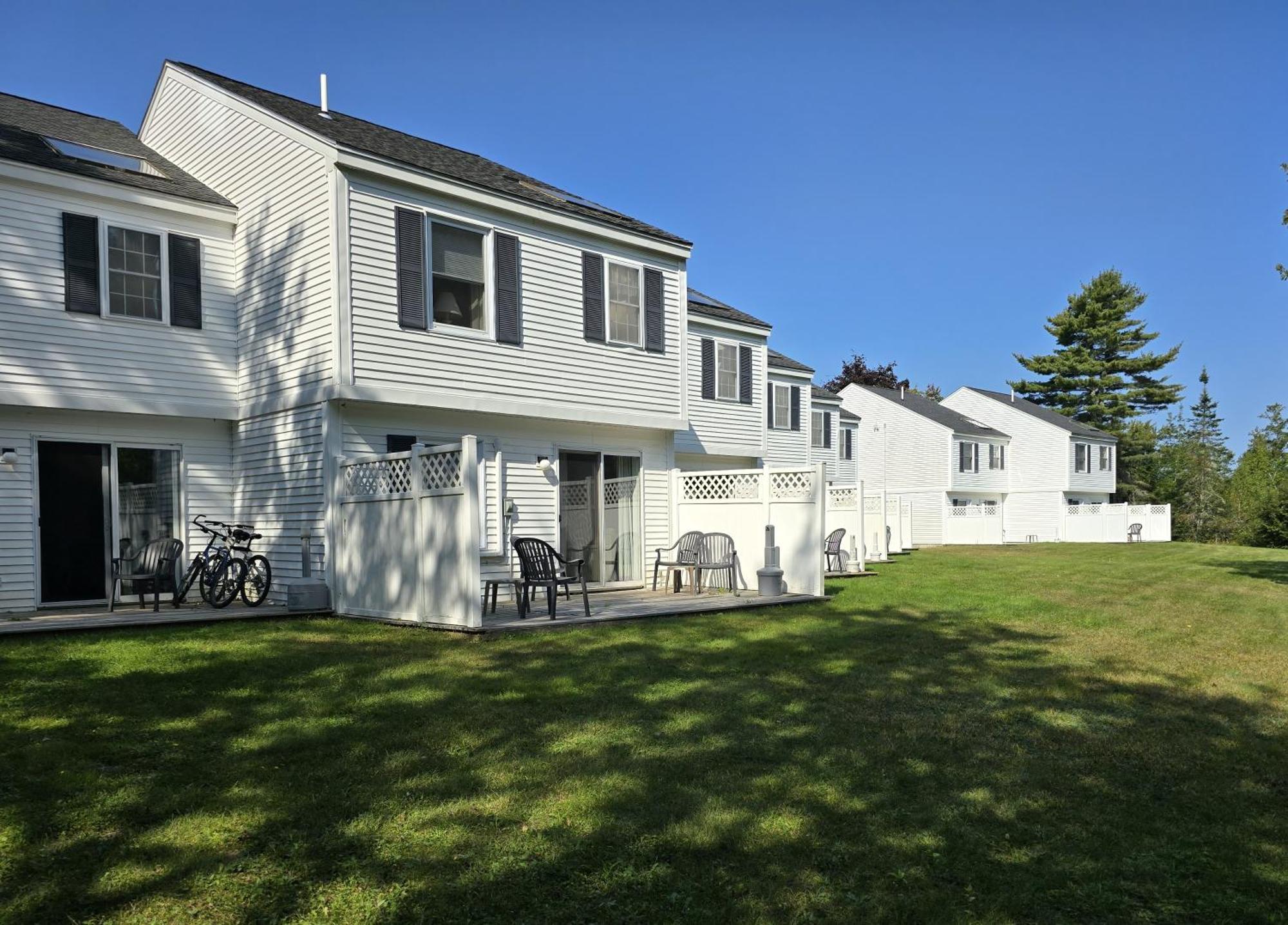 Acadia Village Resort Ellsworth Exterior photo